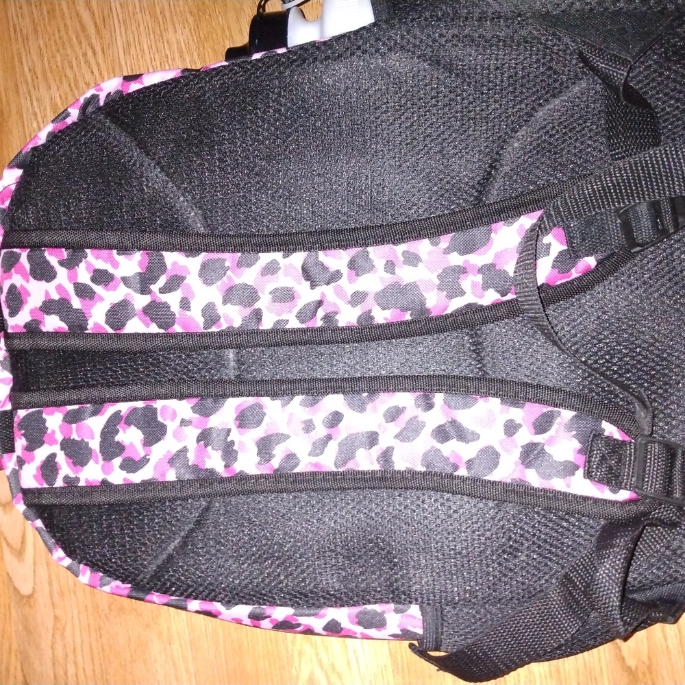 Backpack limit too - Picture 5 of 5